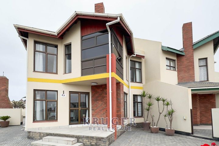 4 Bedroom Townhouse For Sale in Swakopmund Central, Swakopmund
