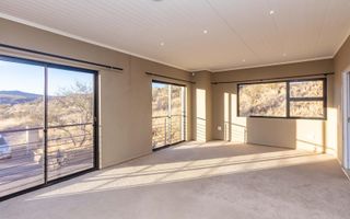 5 Bedroom House To Rent in Windhoek South