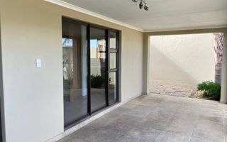 3 Bedroom Townhouse For Sale in Avis, Windhoek