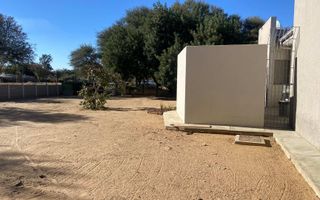 3 Bedroom House For Sale in Academia