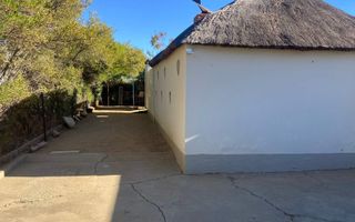 3 Bedroom House For Sale in Academia