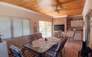 3 Bedroom House For Sale in PIONIERS PARK EXT 1