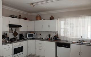 3 Bedroom House For Sale in PIONIERS PARK EXT 1