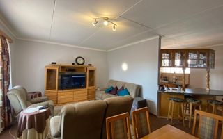 4 Bedroom House For Sale in Academia