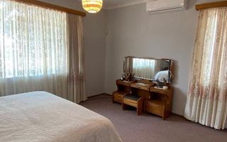 4 Bedroom House For Sale in Academia