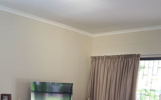 3 Bedroom House For Sale in Academia