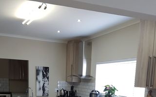 3 Bedroom House For Sale in Academia