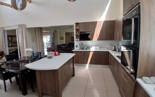 3 Bedroom House For Sale in Omeya Golf Estate
