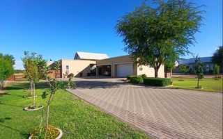 3 Bedroom House For Sale in Omeya Golf Estate