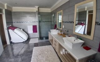 3 Bedroom House For Sale in Omeya Golf Estate