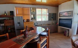 3 Bedroom House For Sale in Omeya Golf Estate