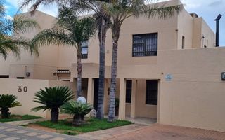 4 Bedroom House For Sale in Windhoek