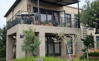 2 Bedroom Apartment/Penthouse For Sale in Omeya, Windhoek