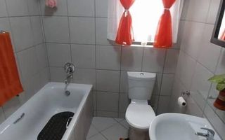 2 Bedroom Townhouse For Sale in Osona Village, Okahandja