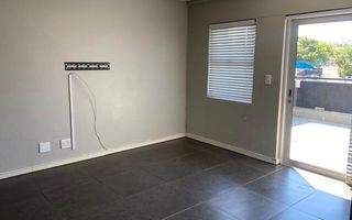 2 Bedroom Apartment/Penthouse For Sale in Windhoek Central,...