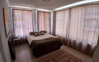 4 Bedroom House For Sale in Omeya Golf Estate