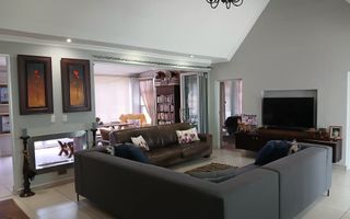 4 Bedroom House For Sale in Omeya Golf Estate