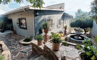 4 Bedroom House For Sale in Klein Windhoek, Windhoek