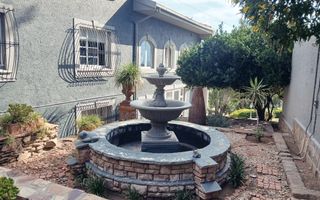 4 Bedroom House For Sale in Klein Windhoek, Windhoek