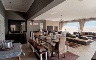 4 Bedroom House For Sale in Klein Windhoek, Windhoek