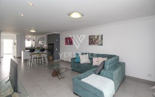 2 Bedroom Apartment/Penthouse For Sale in Dolphin Beach