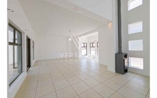 4 Bedroom House To Rent in Long Beach