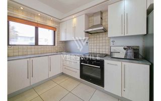 4 Bedroom House To Rent in Long Beach