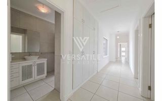 4 Bedroom House To Rent in Long Beach