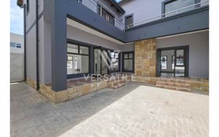 4 Bedroom House To Rent in Long Beach