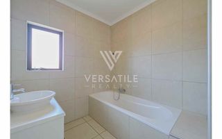 4 Bedroom House To Rent in Long Beach