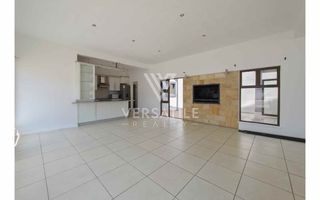 4 Bedroom House To Rent in Long Beach