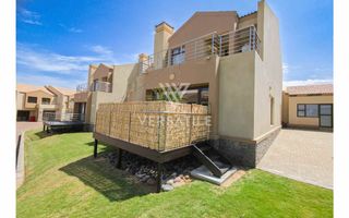 3 Bedroom Townhouse For Sale in Dolphin Beach