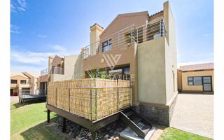 3 Bedroom Townhouse For Sale in Dolphin Beach