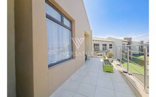 3 Bedroom Townhouse For Sale in Dolphin Beach