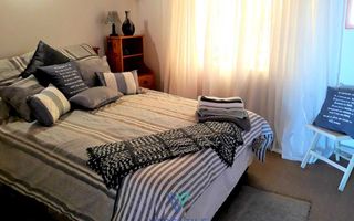 4 Bedroom House For Sale in Henties Bay Central
