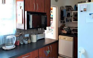 4 Bedroom House For Sale in Henties Bay Central