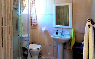4 Bedroom House For Sale in Henties Bay Central