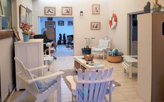 4 Bedroom House For Sale in Henties Bay Central