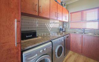 3 Bedroom Apartment/Penthouse To Rent in Long Beach