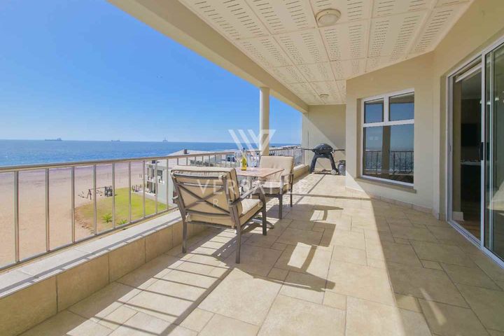 3 Bedroom Apartment / Penthouse To Rent in Long Beach