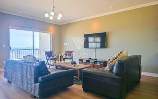 3 Bedroom Apartment/Penthouse To Rent in Long Beach