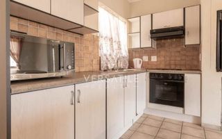 2 Bedroom Apartment/Penthouse For Sale in Long Beach