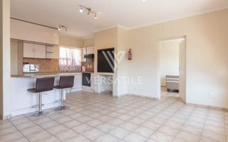 2 Bedroom Apartment/Penthouse For Sale in Long Beach