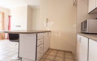 2 Bedroom Apartment/Penthouse For Sale in Long Beach