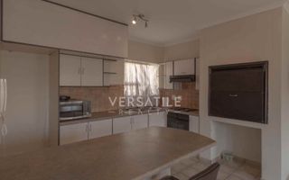 2 Bedroom Apartment/Penthouse For Sale in Long Beach