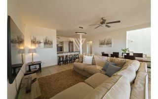 3 Bedroom House To Rent in Long Beach