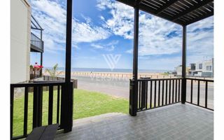 3 Bedroom House To Rent in Long Beach