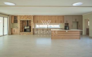 4 Bedroom House To Rent in ROSSMUND GOLF RESORT