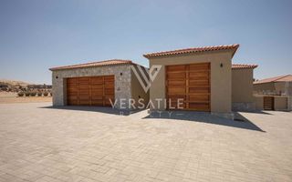 4 Bedroom House To Rent in ROSSMUND GOLF RESORT