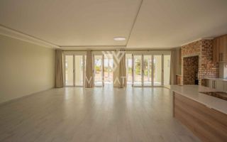 4 Bedroom House To Rent in ROSSMUND GOLF RESORT